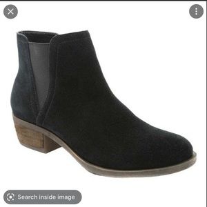 Kensie Black Suede Booties